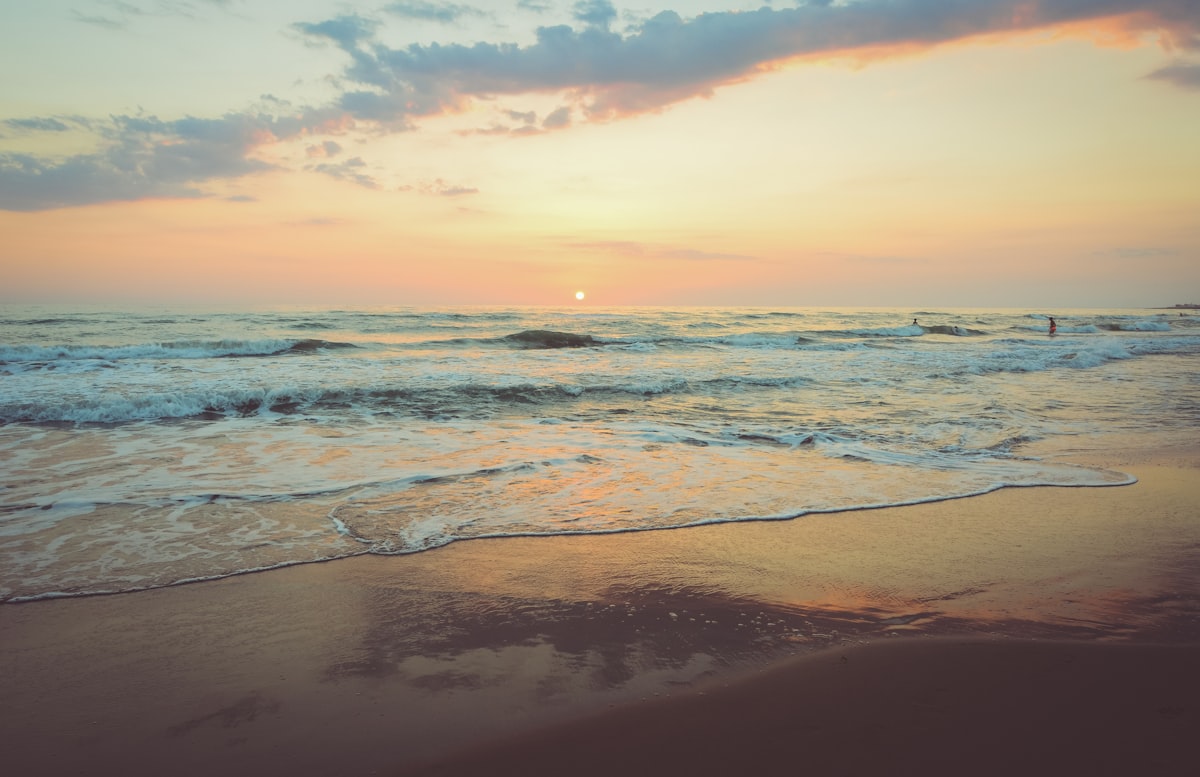 Sunset di pantai Bali